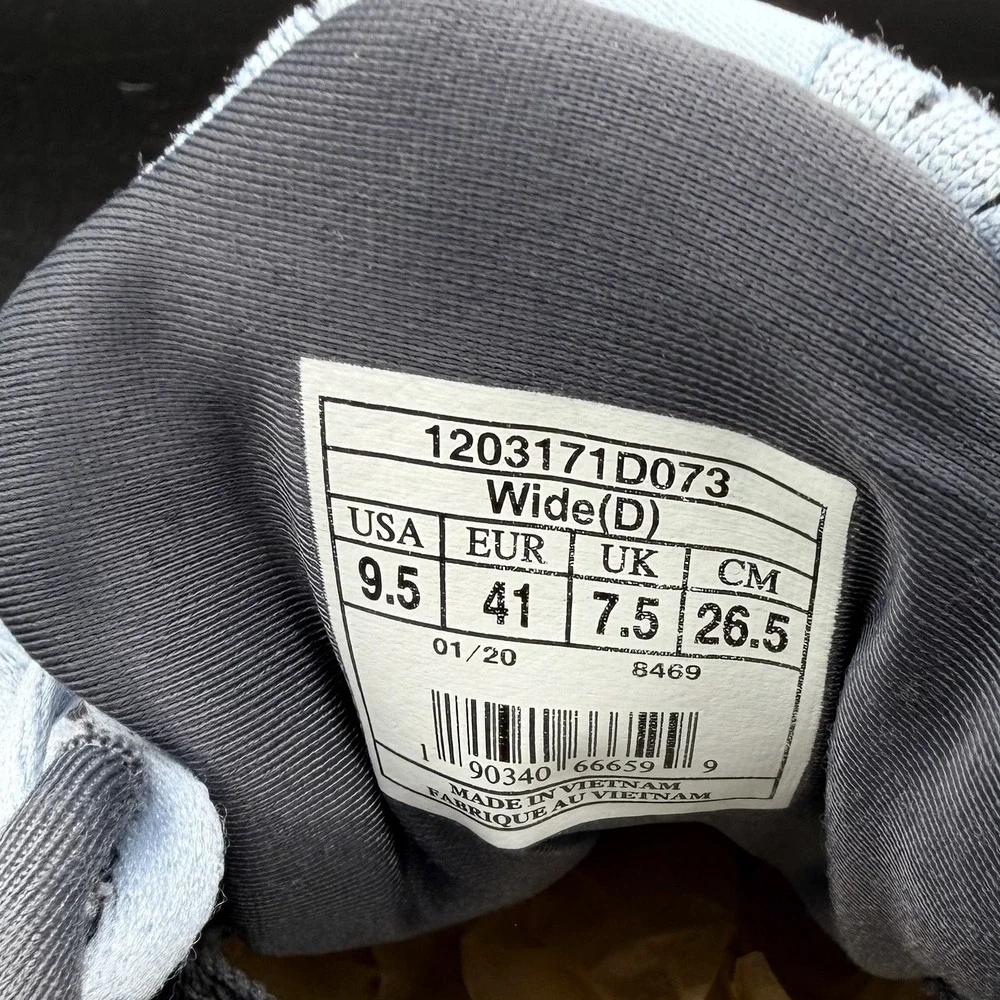 Brooks Glycerin 18 Womens 9.5 Wide Running Shoes Light Blue Grey 203171D073